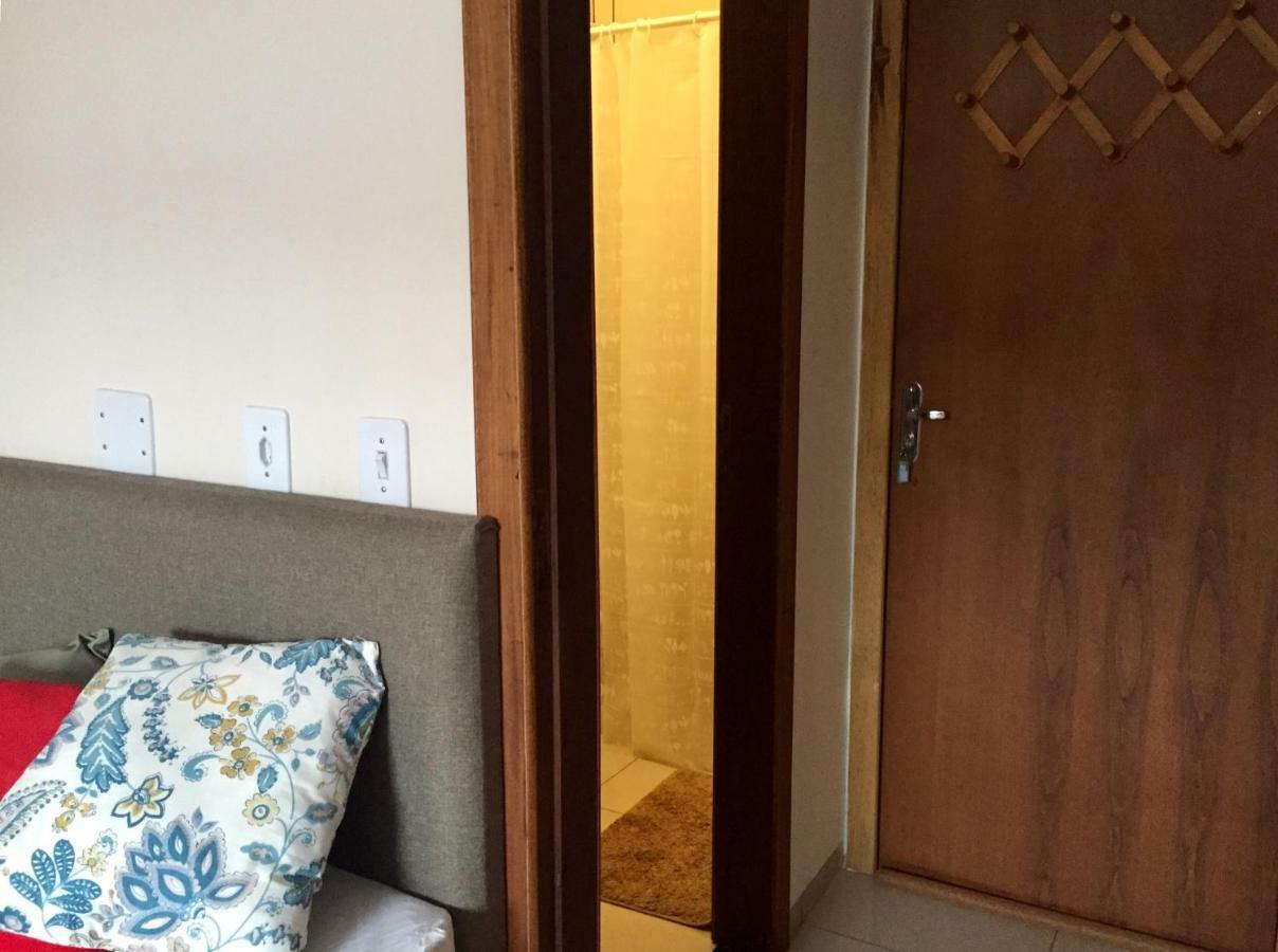 Star House Hotel ฟอสดูอีกวาซู ภายนอก รูปภาพ